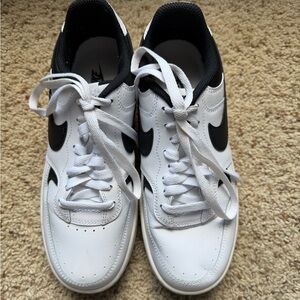 Nike gamma force size 8